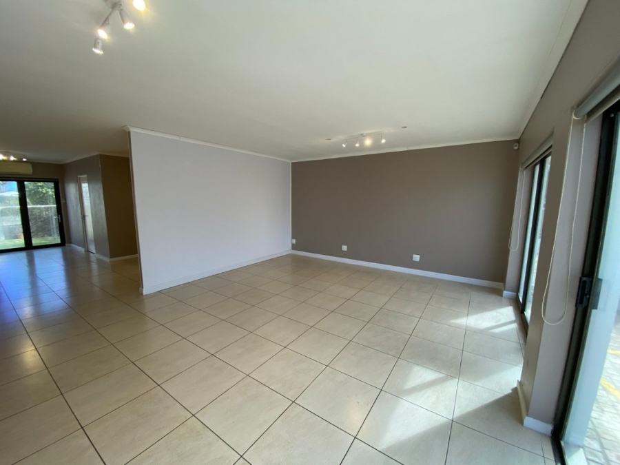 5 Bedroom Property for Sale in Highlands Western Cape